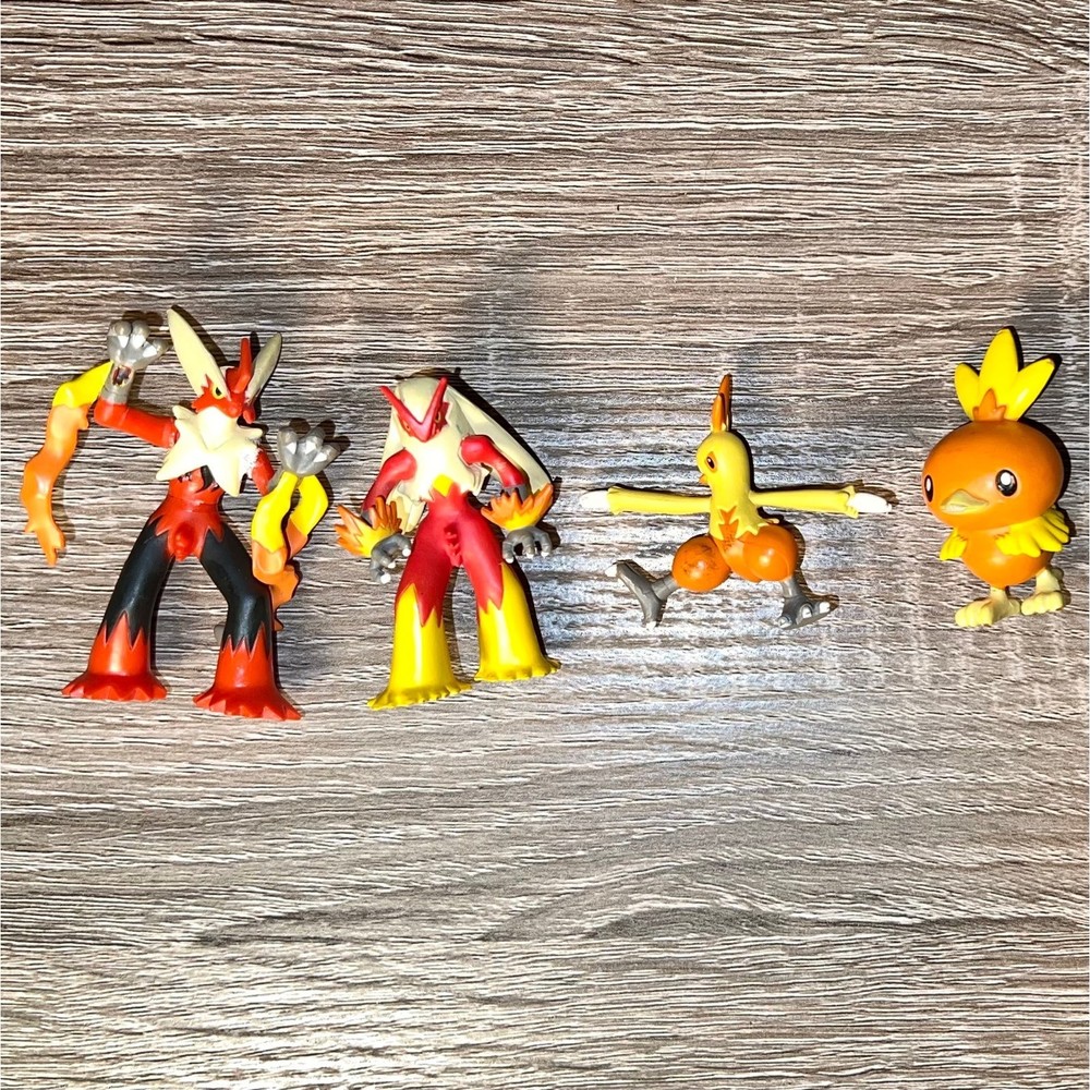Pokemon Torchick Evolution Line, 4 figures
